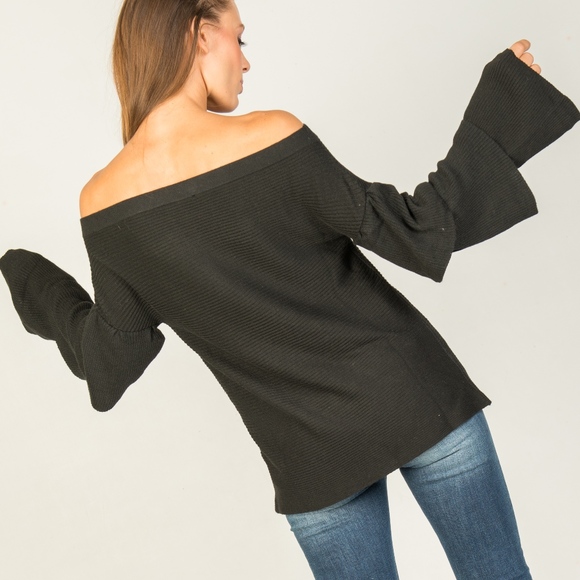 Black off the shoulder, tiered ruffled sleeve - Picture 8 of 8